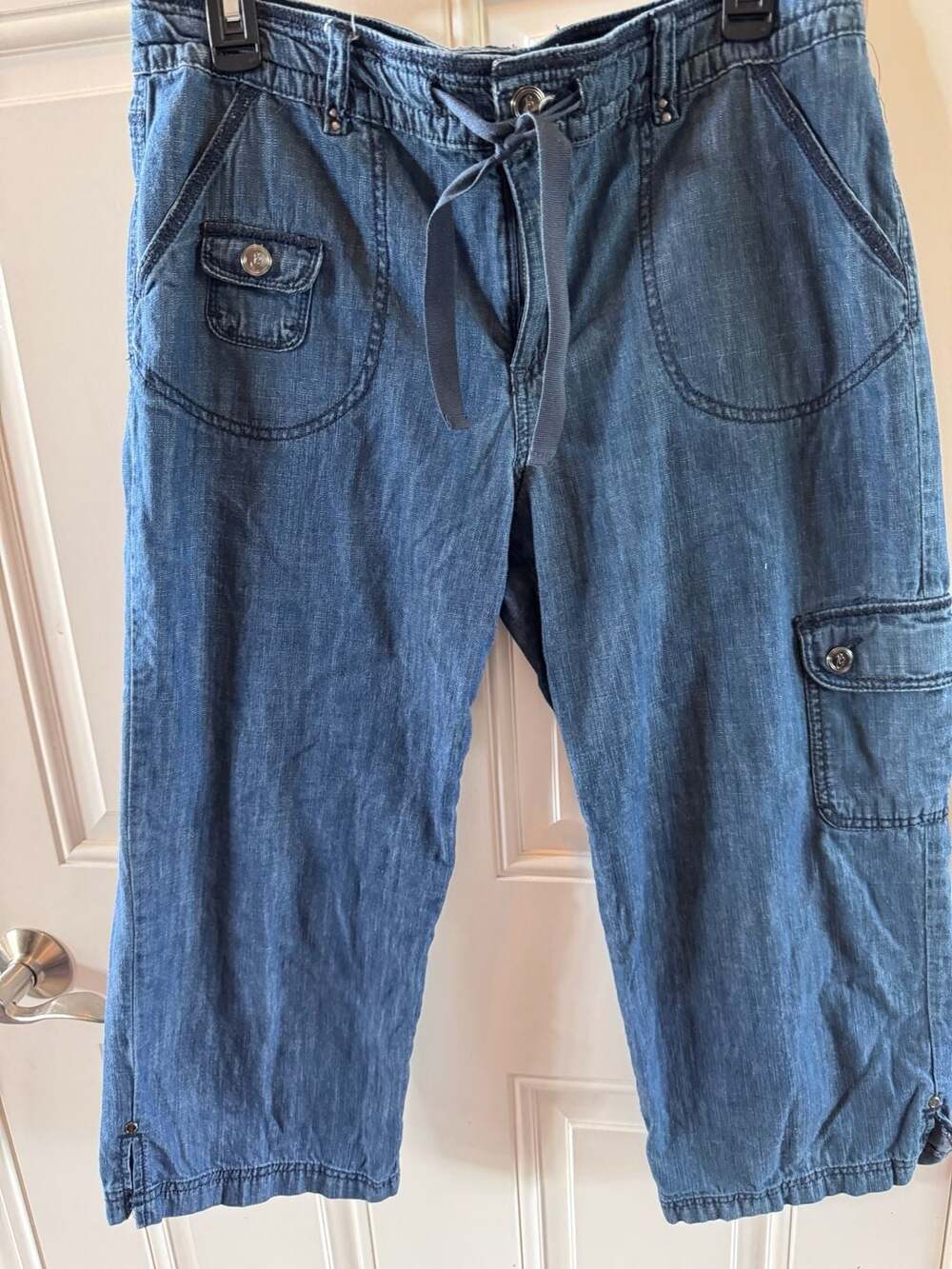 Code Bleu Women's Blue Denim Cargo Capri Pants Size 10 Embellished Flap Pockets